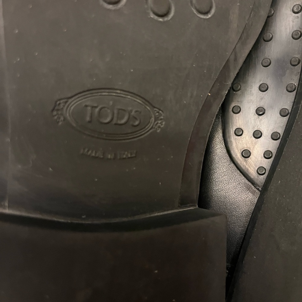 Tod's Black Leather Brogue Chelsea Boots size EU 35.5 US 5 - 5.5 - Picture 4 of 11